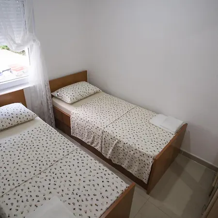 Diva Apartment Ston